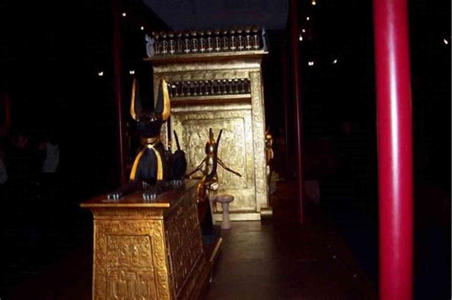 The Lair Of Anubis A Mysterious Chamber Filled With Ancient Relics The Lair Of Anubis: An Ancient Cult The Hidden Tomb Of A Queen And Death In The Desert (The Project 20)